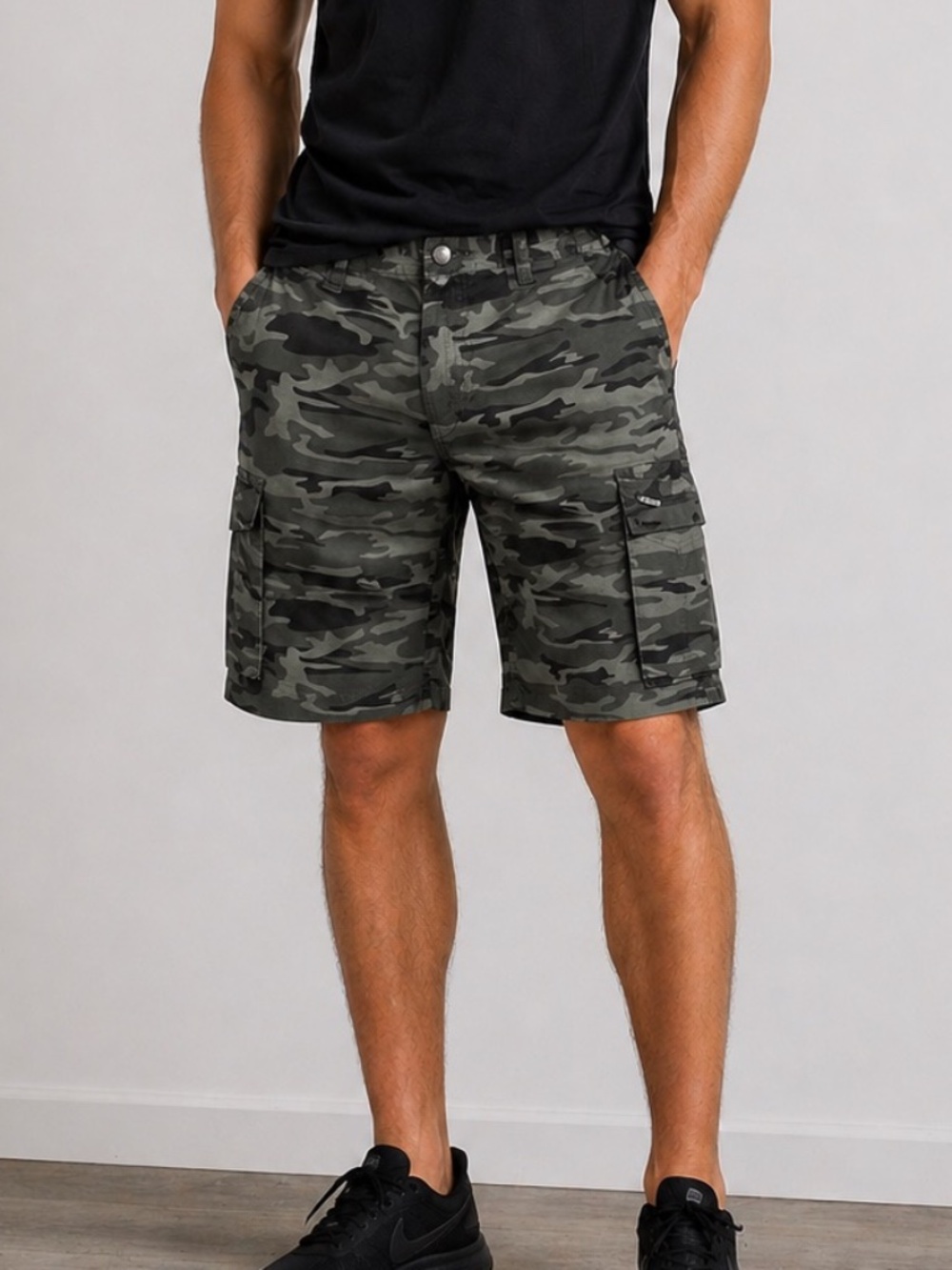 Mens Columbia Camo Shorts size 34